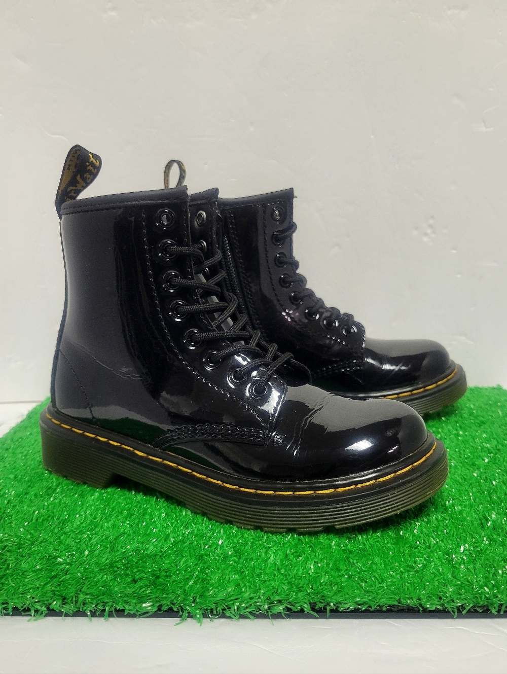 Dr. Doc Martens Air Wair 1460 J Black Combat Tactical Boots Size Kids US 13
